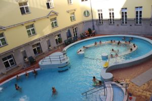 Les bains thermaux Lukács à Budapest