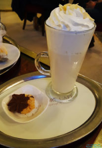 Chocolat blanc au New York Café de Budapest