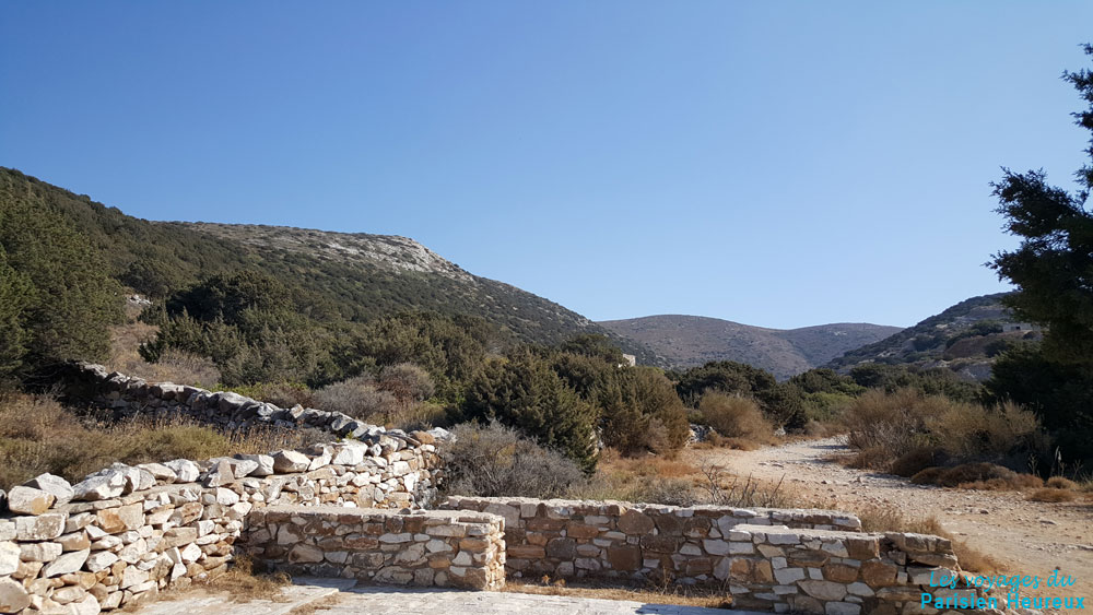 Les anciennes carrières de marbre de Paros