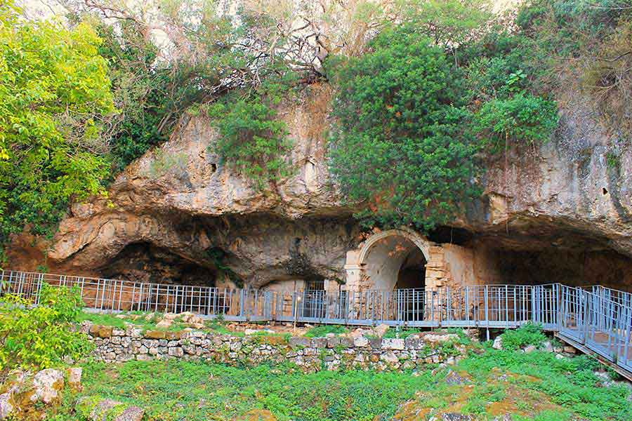 Le Parco Archeologico e Naturalistico di Santa Maria d'Agnano à Ostuni