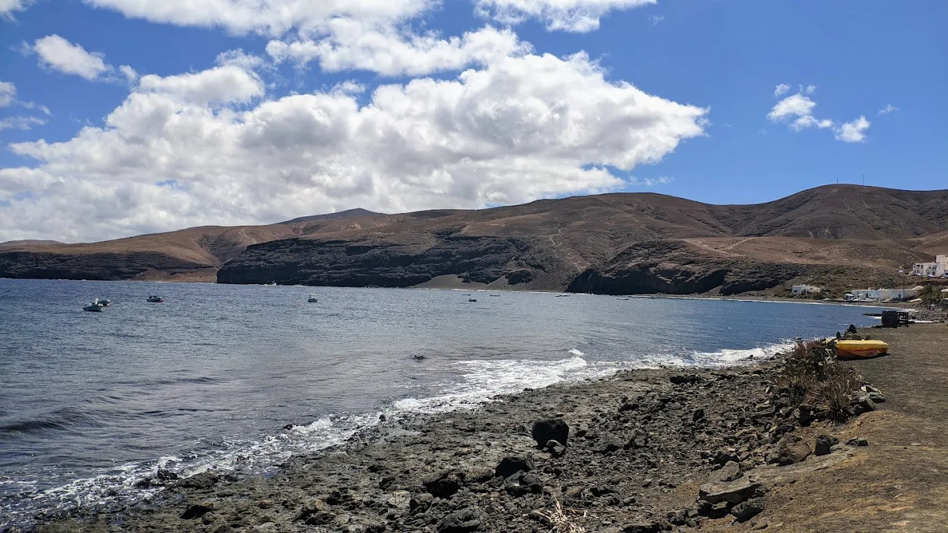 Plage de Playa Quemada à Lanzarote aux Canaries en Espagne